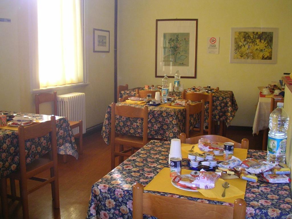 Albergo Cristallo Λενιάνο Εξωτερικό φωτογραφία