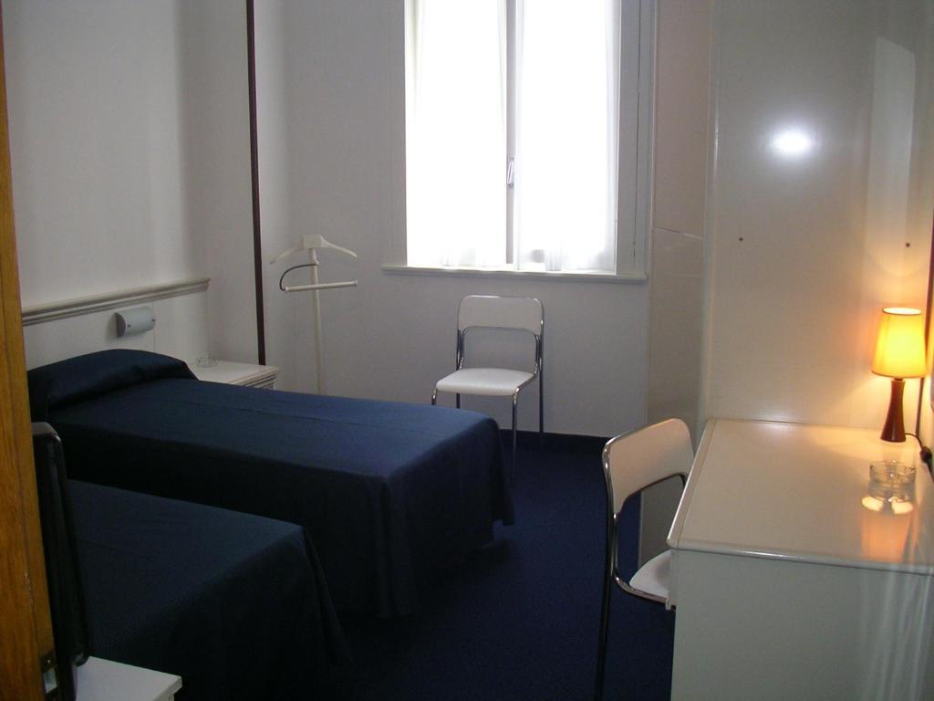 Albergo Cristallo Λενιάνο Δωμάτιο φωτογραφία